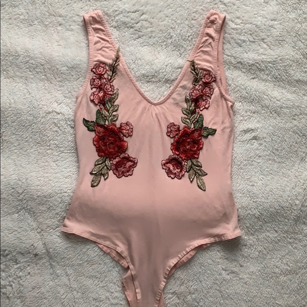 PINK FLOWER BODYSUIT